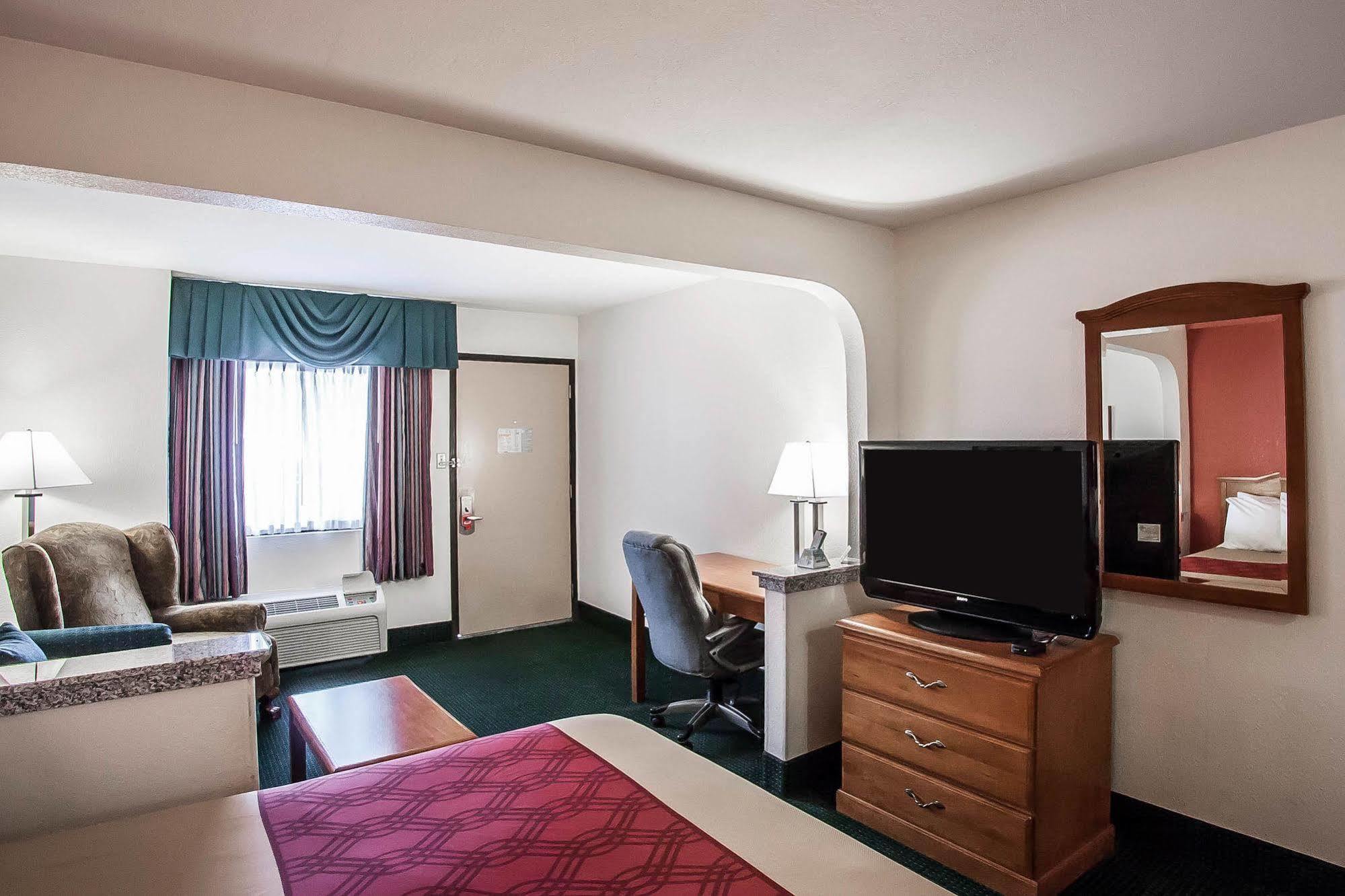 Econo Lodge Inn & Suites Memphis Extérieur photo