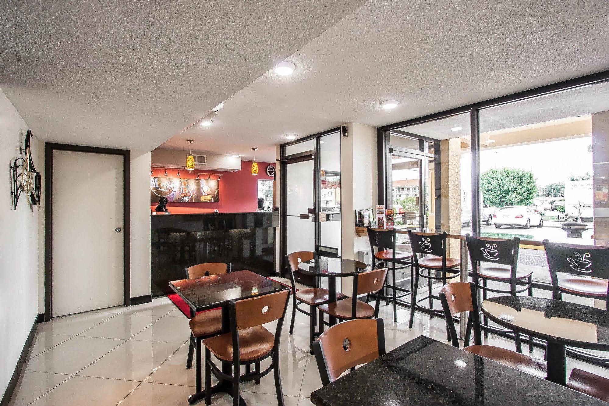 Econo Lodge Inn & Suites Memphis Extérieur photo